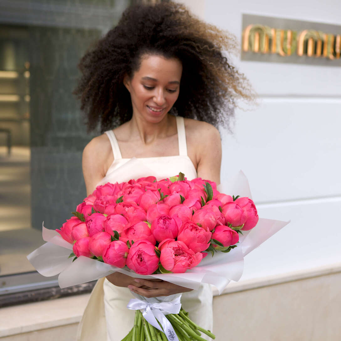 Букет из 51 пиона 