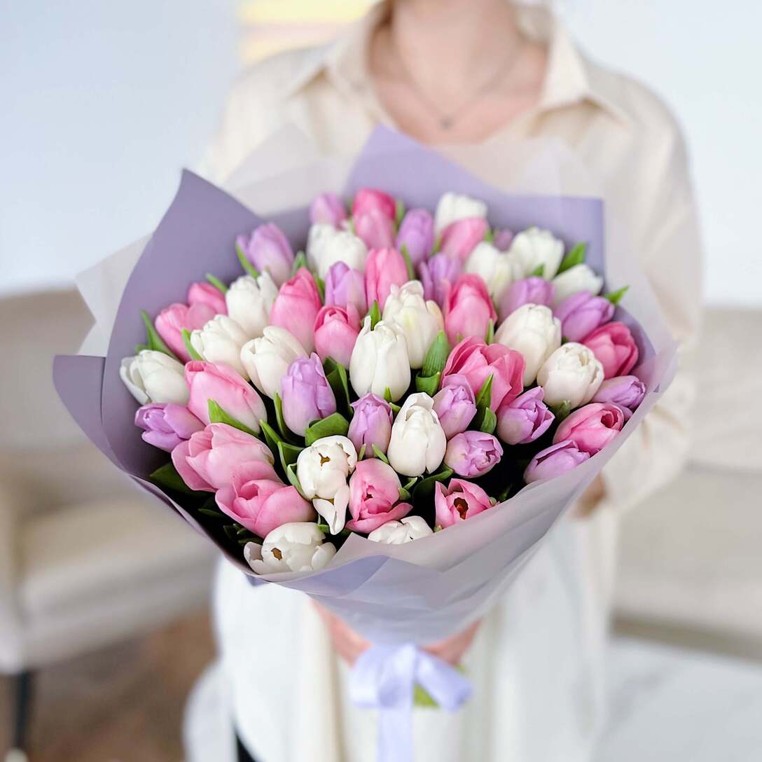 Букет из 51 тюльпана 