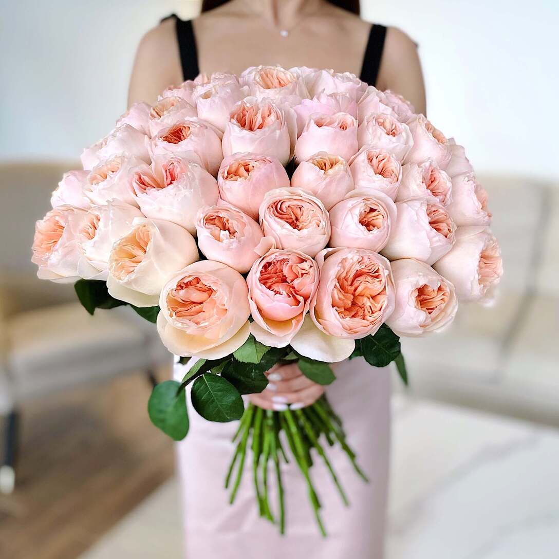 Купить цветы в Москве и Московской области - Flora Delivery