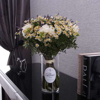 Букет с ромашками "Springfield" в вазе