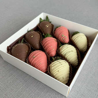 Набор клубники  "Шоколадное Трио" 9/12 шт