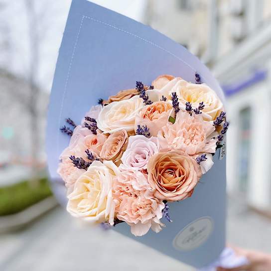 Букет "Louis Roederer" BLUE