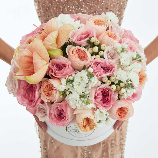 Букет "Peach Cream" шляпной коробке Grand Mini WHITE