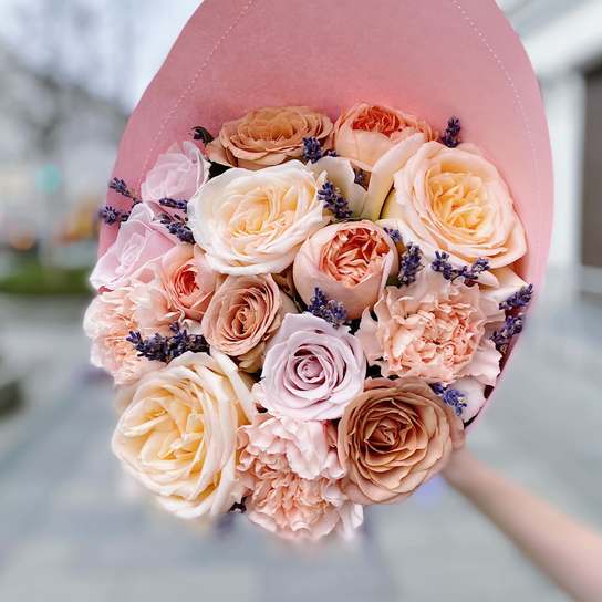 Букет "Louis Roederer" PINK