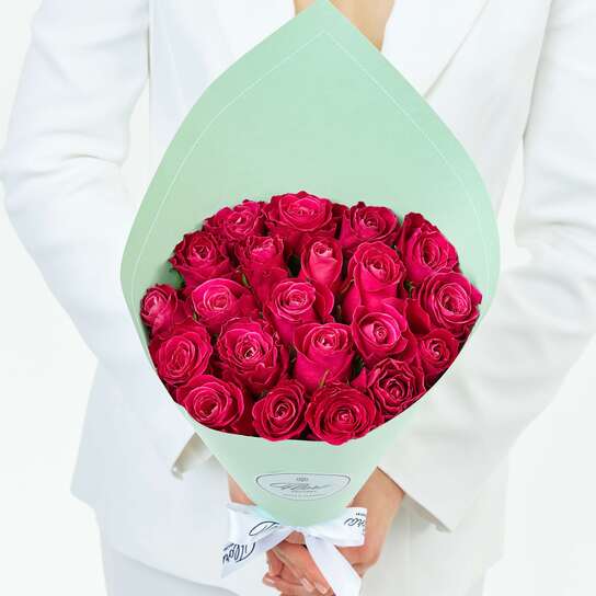 Букет из 21 розы "Cherry O! Kenya" GREEN