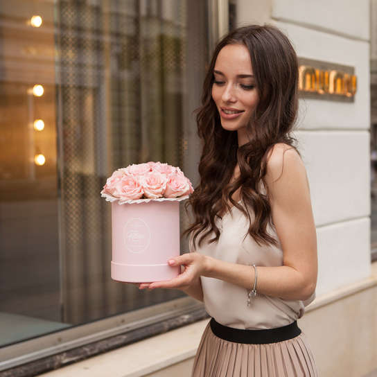 Шляпная коробка Demi "Розы Кения Pink" PINK