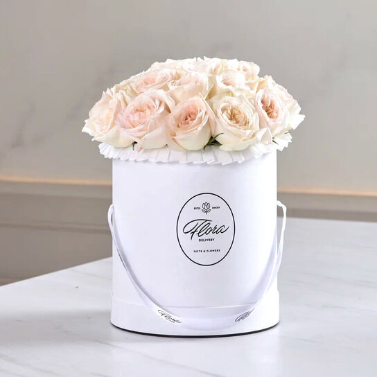 Шляпная коробка Grand "Розы White O'Hara" WHITE