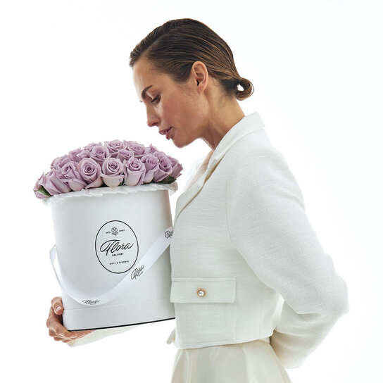 Шляпная коробка Grand "Розы Purple" WHITE