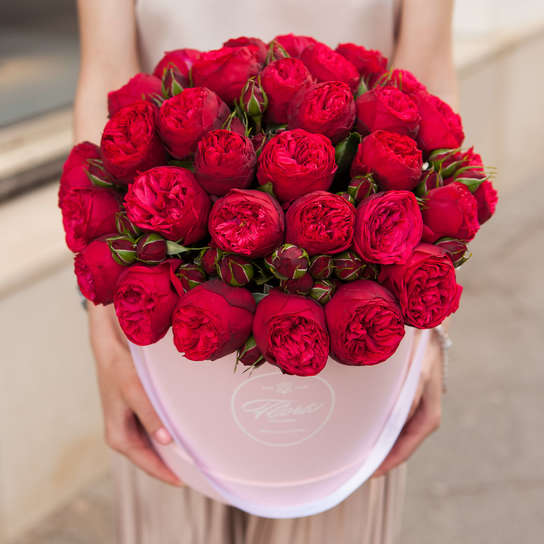 Шляпная коробка Grand "Розы Red Piano" PINK