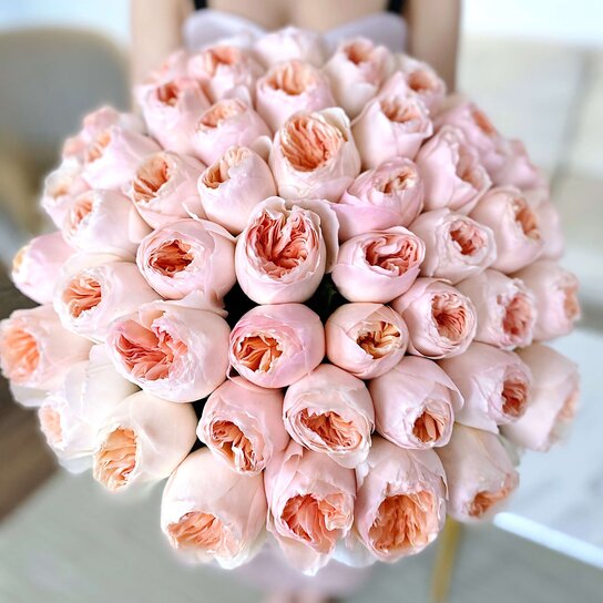 Букет из 51 пионовидной розы "Austin Juliet" Фото 2