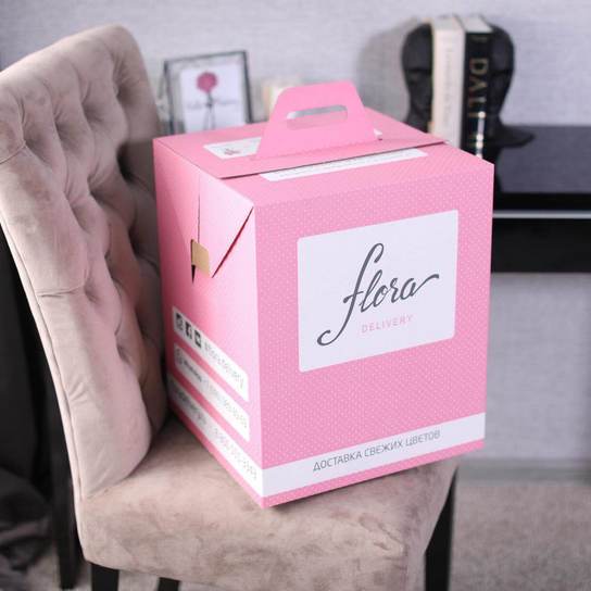 Шляпная коробка Grand "Пионы Madame Claude Tain" BLUE