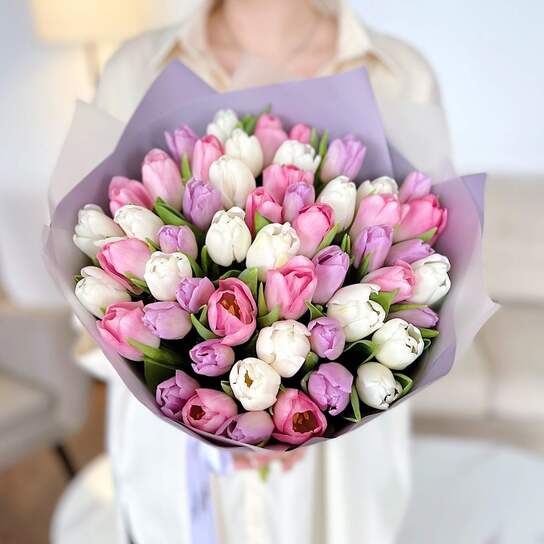 Букет из 51 тюльпана "Пудровый микс"