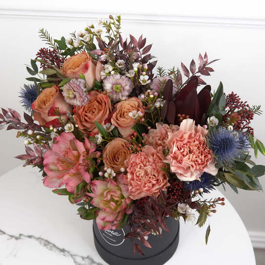 Букет "Virginie" в шляпной коробке Demi BLVCK Фото 3