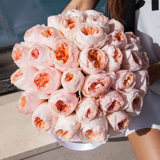 Шляпная коробка Grand "Розы Austin Juliet" PINK