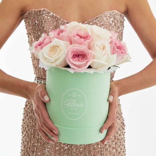 Шляпная коробка Petit "Микс садовых роз O'Hara"