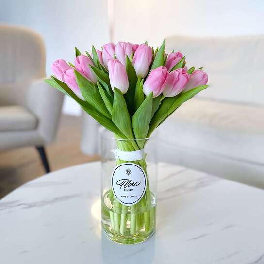Букет из 25 тюльпанов "Pink" в вазе