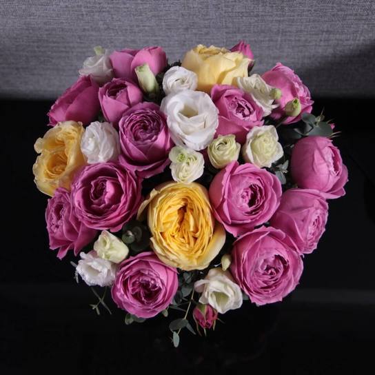 Букет "Woodford" в вазе