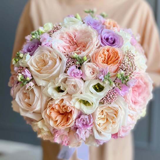 Букет "Zephyr Summer" в корзинке