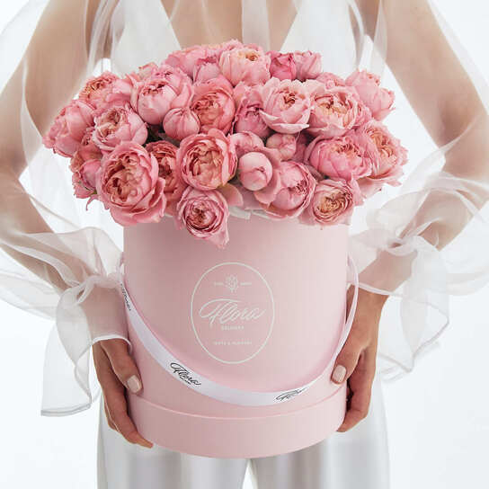 Шляпная коробка Grand "Розы персиковые Juliet" PINK