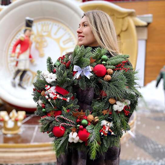 Венок новогодний "Щелкунчик"