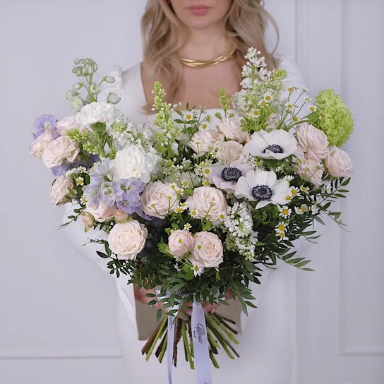 Букет "Soft Embrace"