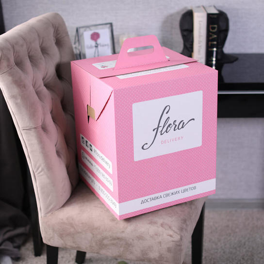 Букет "Adele" в вазе сфера