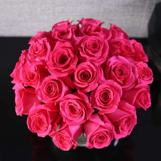 Букет из 25 роз "Pink Floyd" в вазе