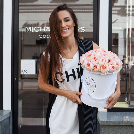 Шляпная коробка Grand "Розы Austin Juliet" WHITE