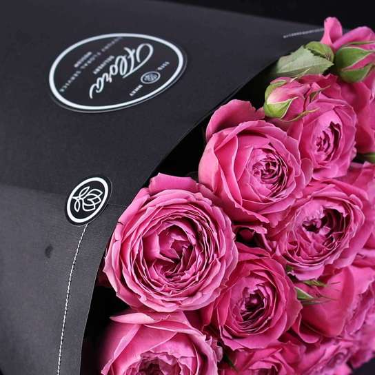 Букет из 15 роз "Misty Bubbles" BLVCK