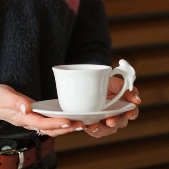 Кофейная чашечка с кроликом