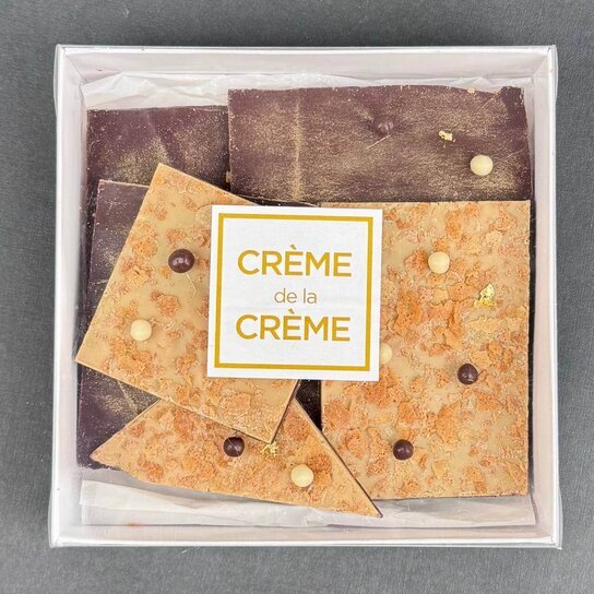 Коробочка элитного темного шоколада с вафельной крошкой "Crème de la Crème"