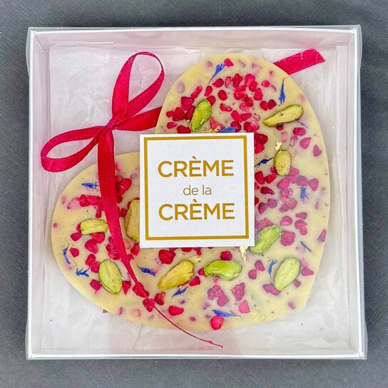 Сердце из белого шоколада с малиной, фисташкой и васильком "Crème de la Crème" 80 гр